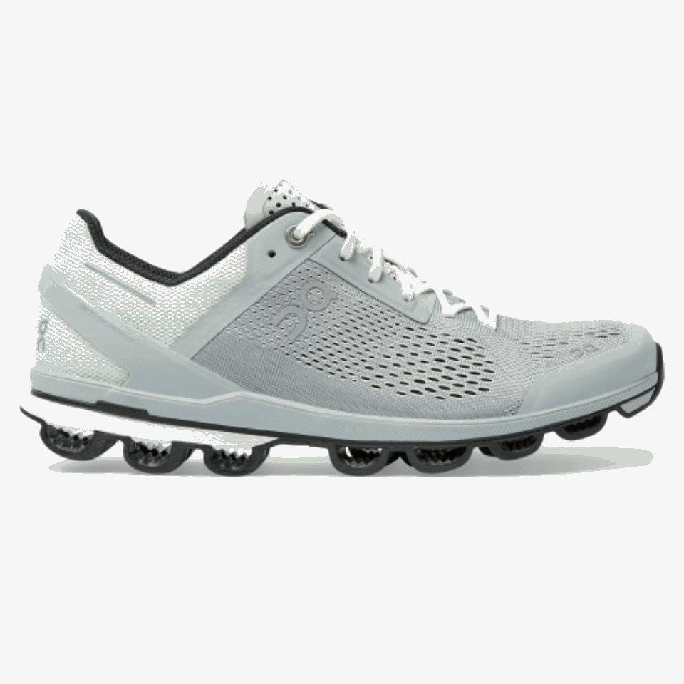 Cloudsurfer Glacier-Black Beim Laufen